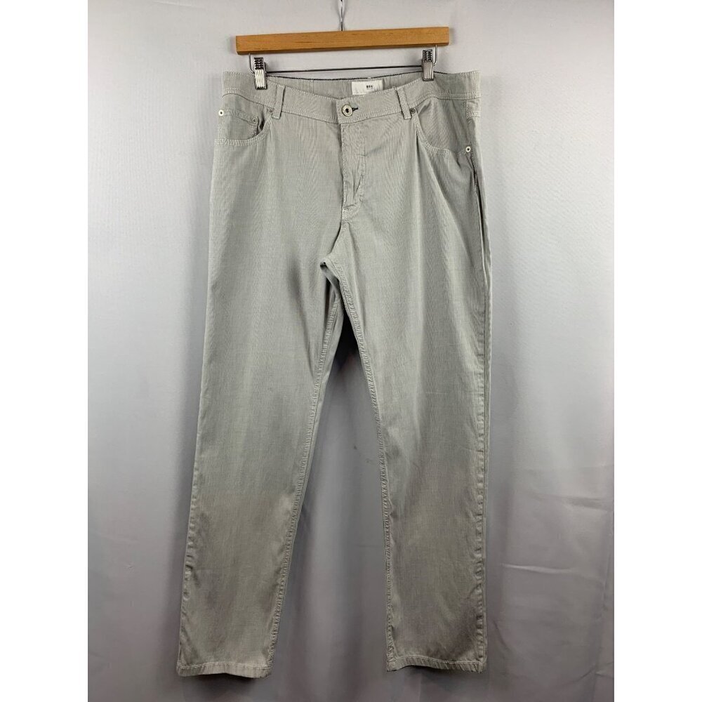Brax Cooper Fancy Regular Fit Lightweight Textured Mens Pants In Soft Gray Fabri